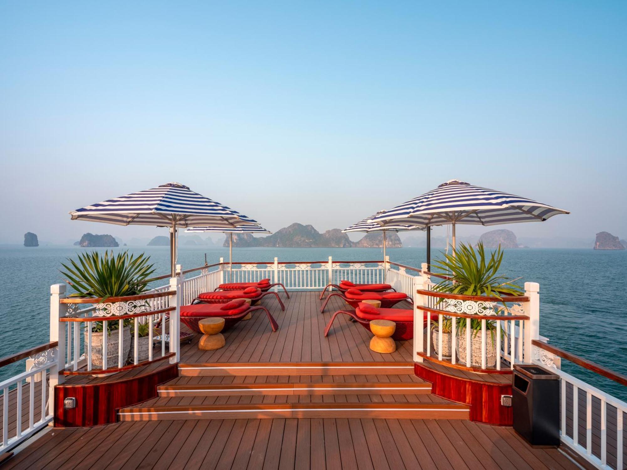 Signature Royal Halong Cruise Ha Long Exterior photo