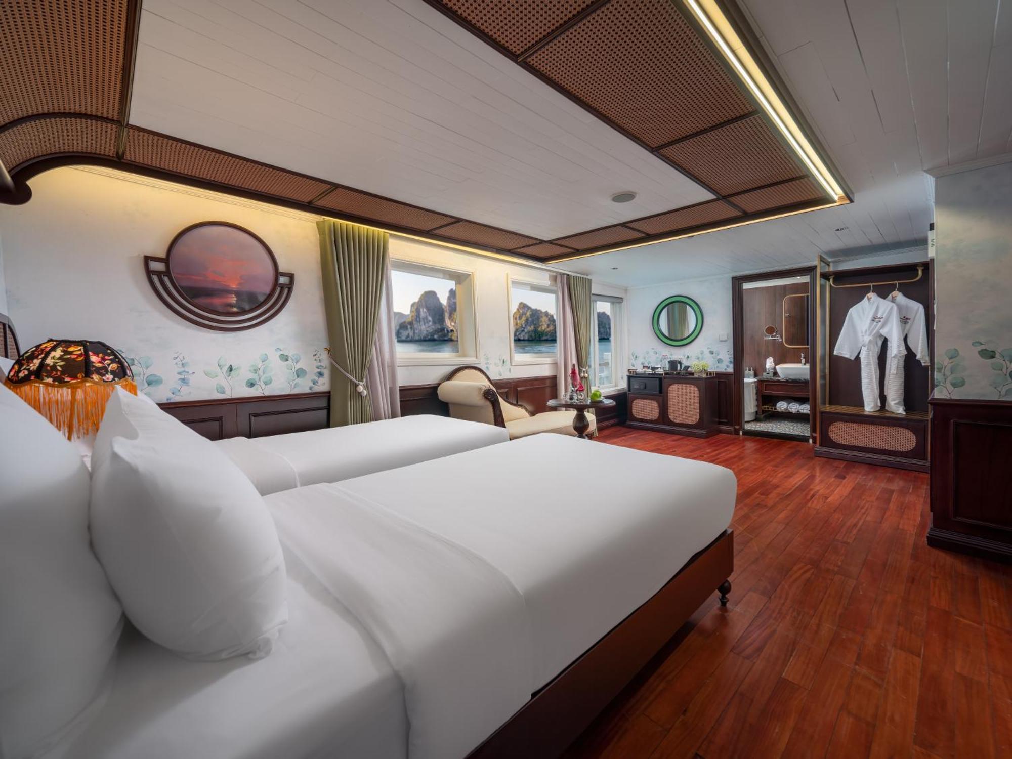 Signature Royal Halong Cruise Ha Long Exterior photo