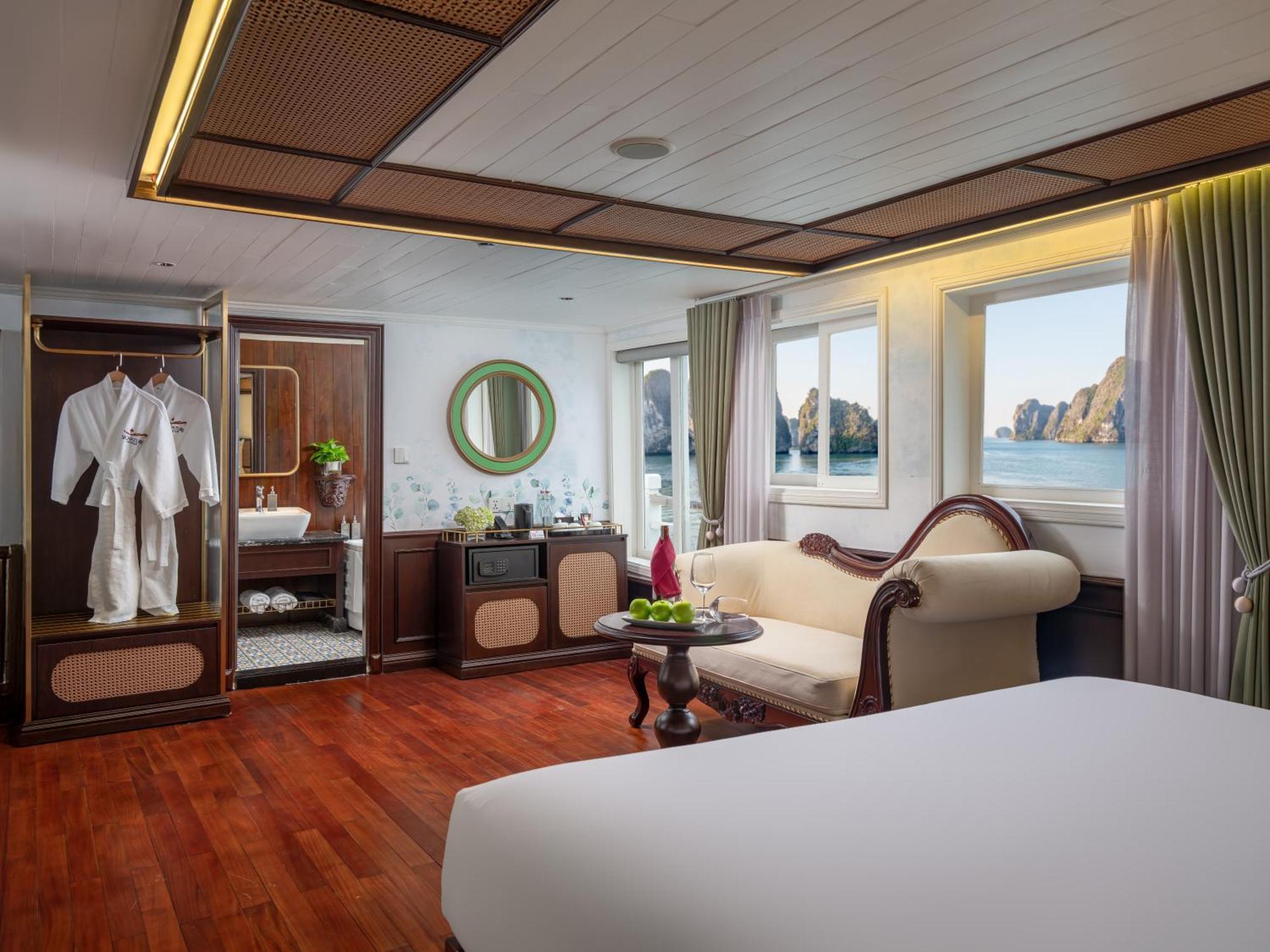Signature Royal Halong Cruise Ha Long Exterior photo